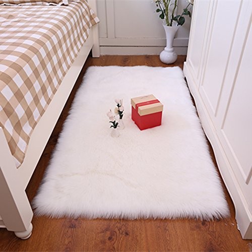 Noahas Luxury Fluffy Rugs Bedroom Furry Carpet Bedside Sheepskin Area Rugs Children Play Princess Room Decor Rug, 3ft x 5ft, White